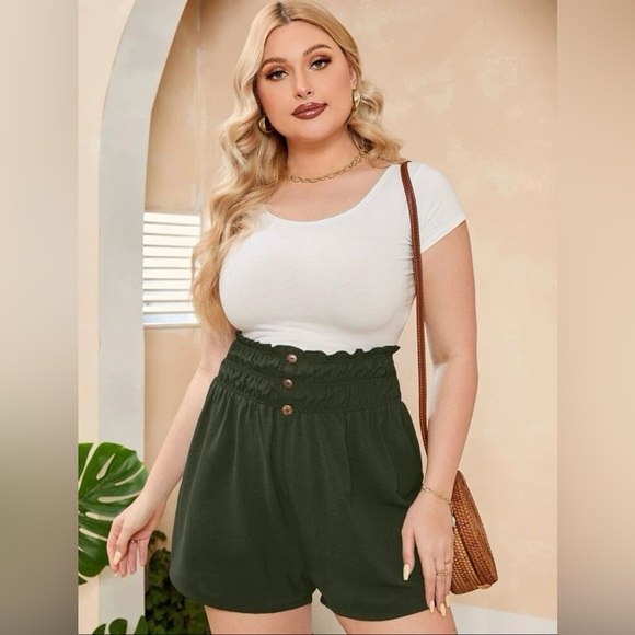 NWOT 4X Shein Curve Green Shorts - Picture 2 of 6